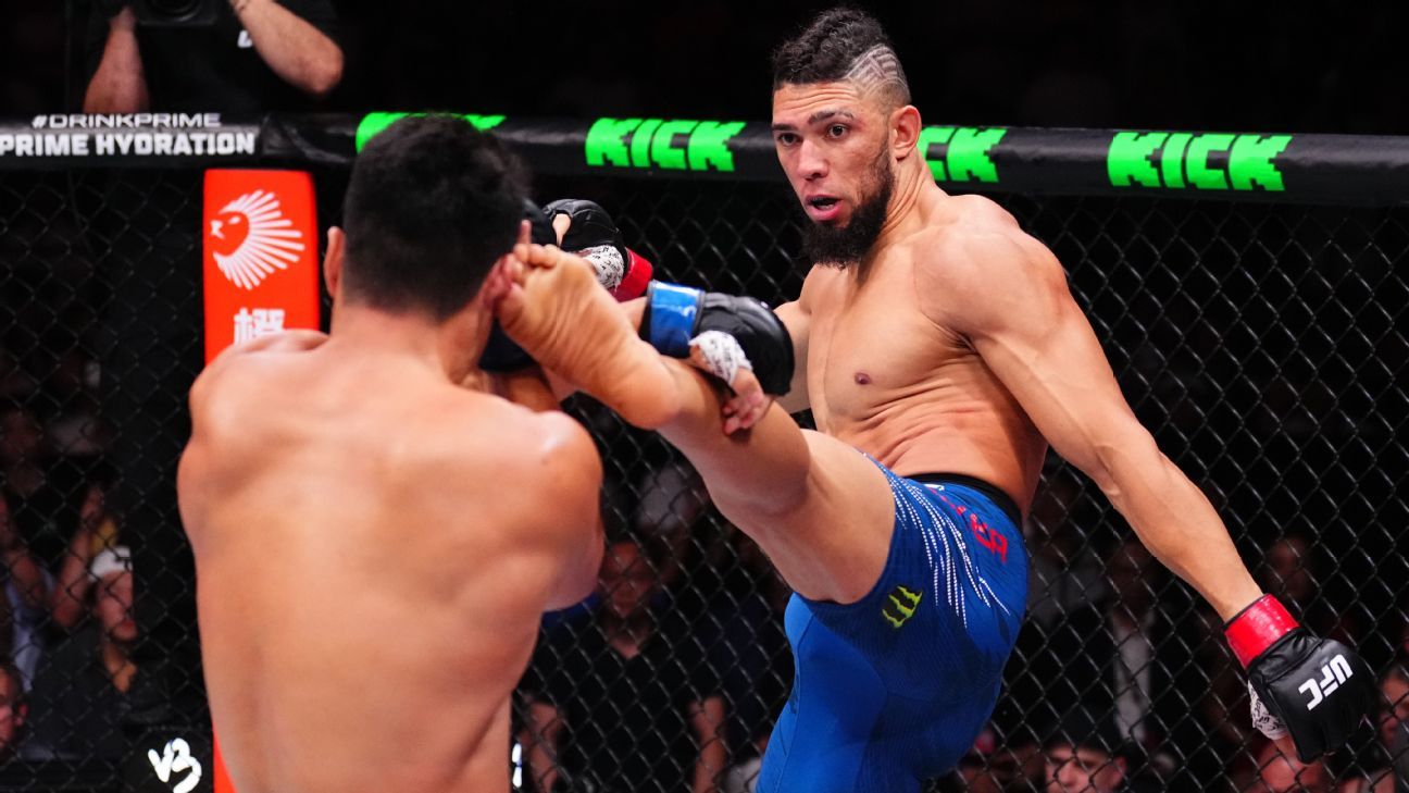 Johnny Walker upsets Zhang Mingyang at UFC Fight Night in Shanghai