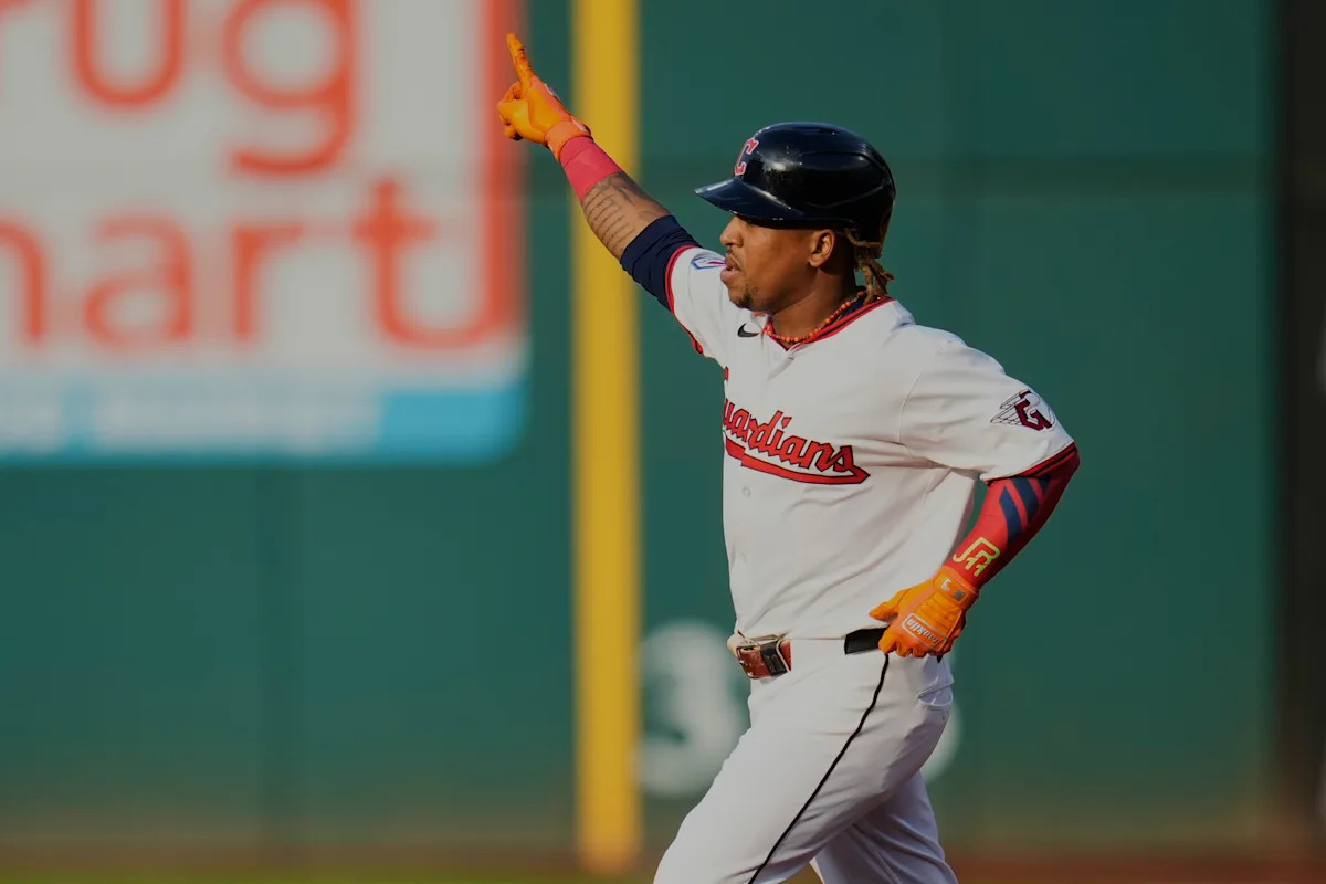 José Ramírez’s record-breaking night lifts Guardians over Marlins 4-3