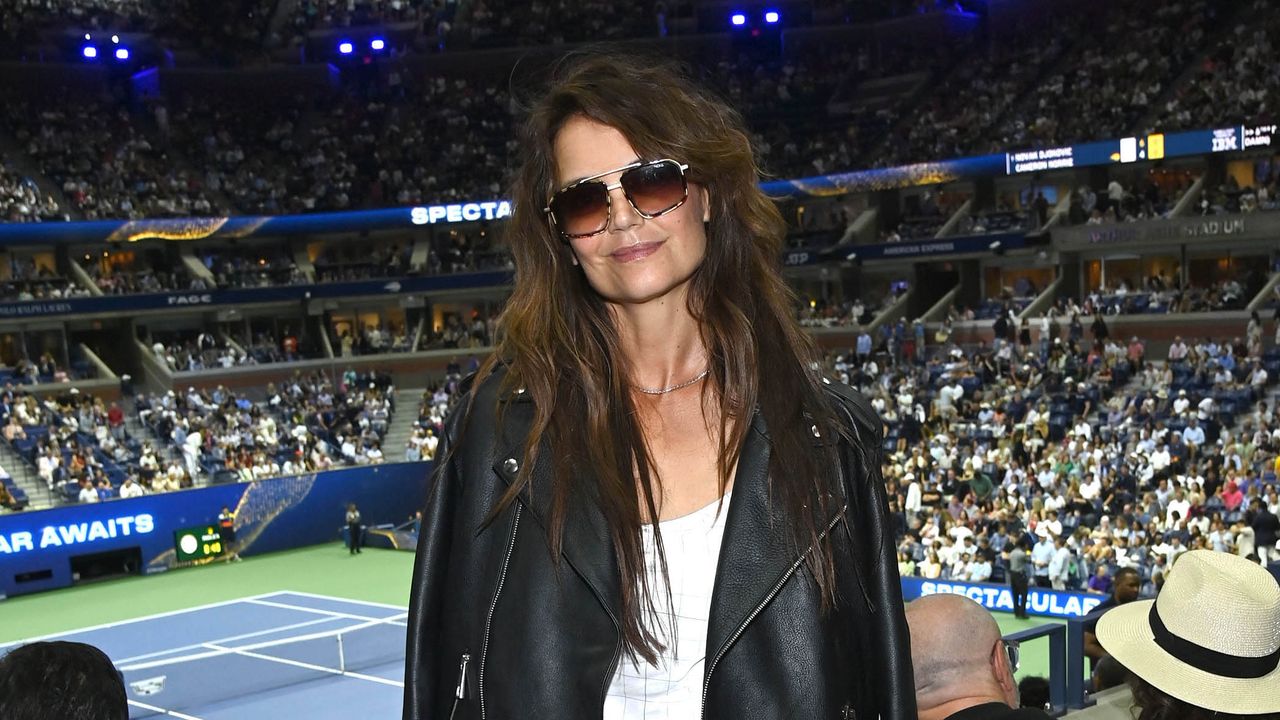 Katie Holmes Cosplays as the Tennis Court for a Trip to the US Open