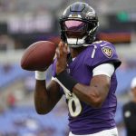 Lamar Jackson fine after foot stepped on at Ravens practice