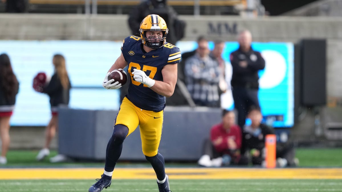 Longhorns TE Jack Endries in the running for Biletnikoff Award