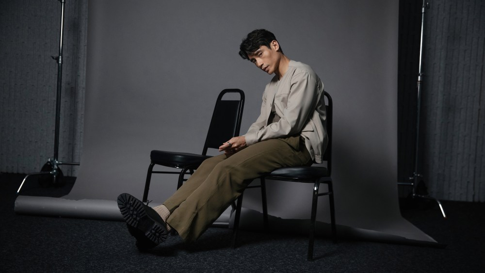 Manny Jacinto Joins Jamie Lee Curtis & Lindsay Lohan in ‘Freakier Friday’, Talks First Meeting, Fatherhood Role, and Returning to the Philippines.