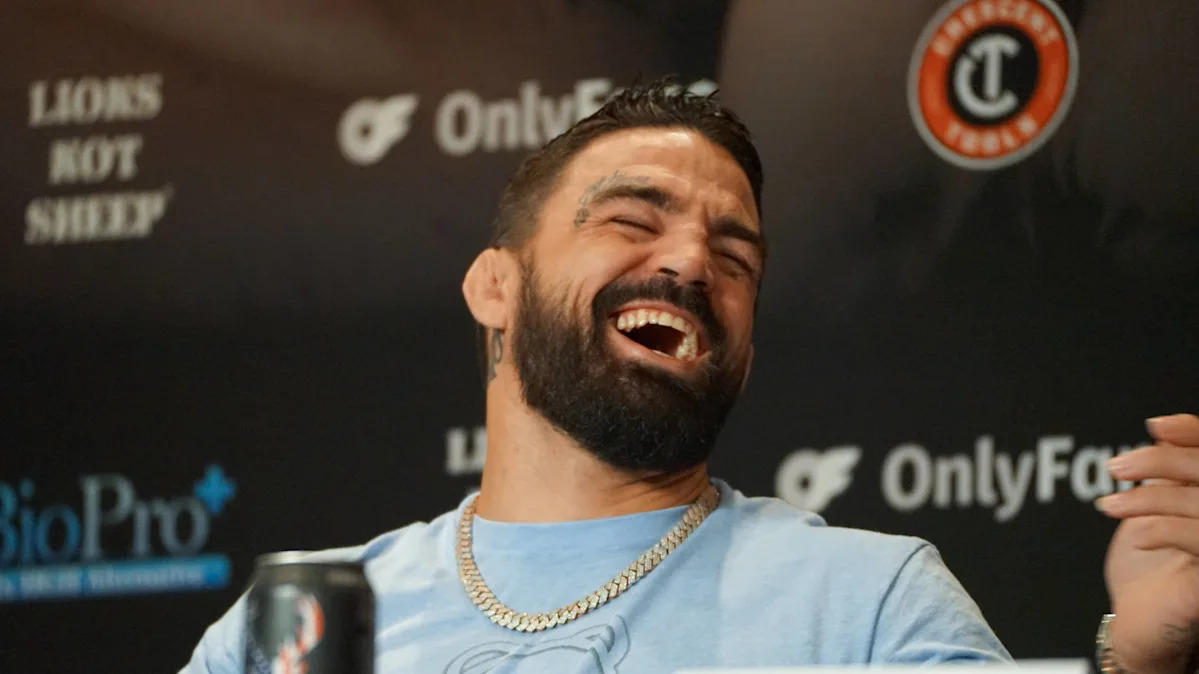Mike Perry expecting ‘easy’ BKFC fight with Jeremy Stephens: ‘You’re stupid enough to take it’