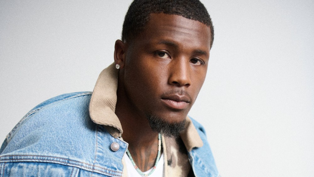 NFL Names Abercrombie & Fitch Its First ‘Official Fashion Partner’