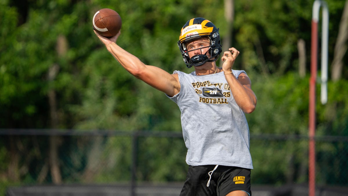 NJ Shore football 2025 season previews, player rankings, top teams