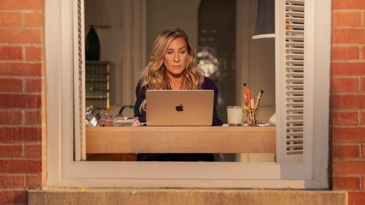 Okay, I’ve Figured Out the Plot of Carrie Bradshaw’s Novel in ‘And Just Like That’