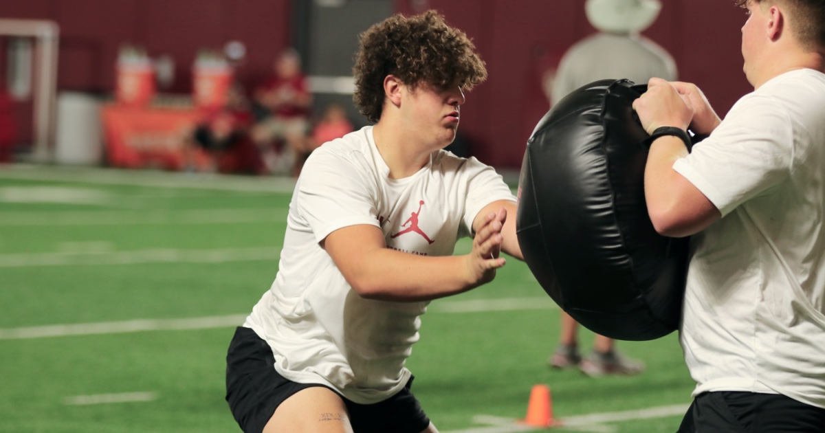 Oklahoma commit Deacon Schmitt squats 500 pounds