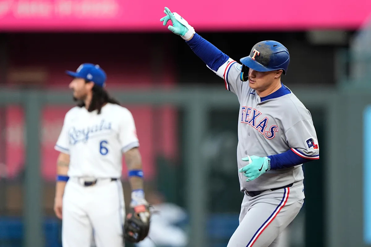 Pasquantino and Witt back Lugo’s stellar start, powering Royals to 5-2 win over Rangers
