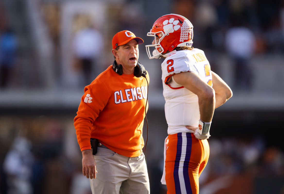 Peter Burns Predicts Top-Five College Football Upset in Week 1