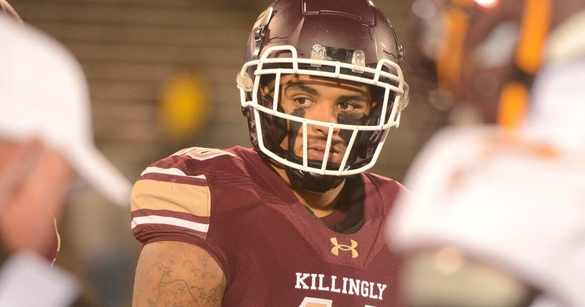 Predicting the Connecticut high school football state champions