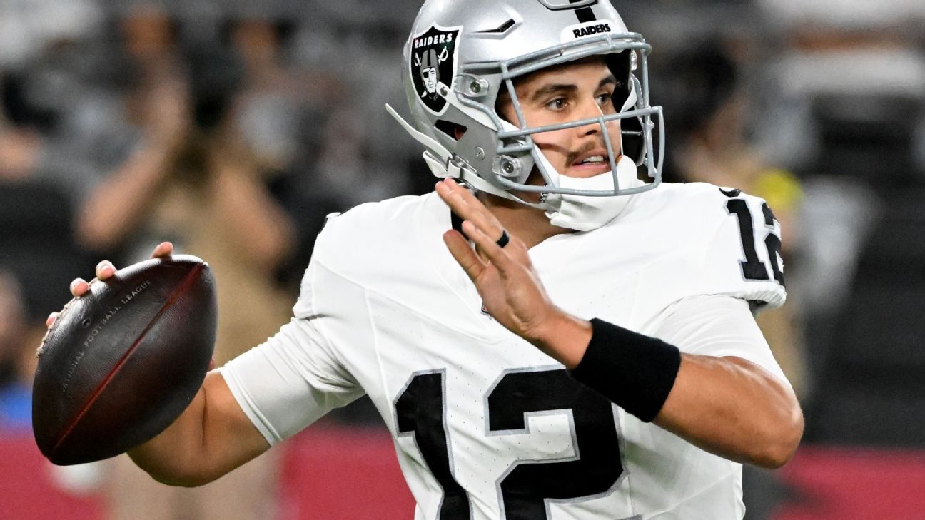 Raiders’ O’Connell to miss 6-8 weeks with fractured right wrist