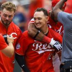 Reds end Brewers’ franchise-record, 14-game winning streak on Hays’ bases-loaded hit in 10th