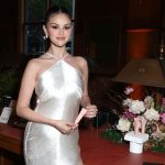 Selena Gomez’s Pink Mocha Nails Are the Perfect End of Summer, Start of Fall Set