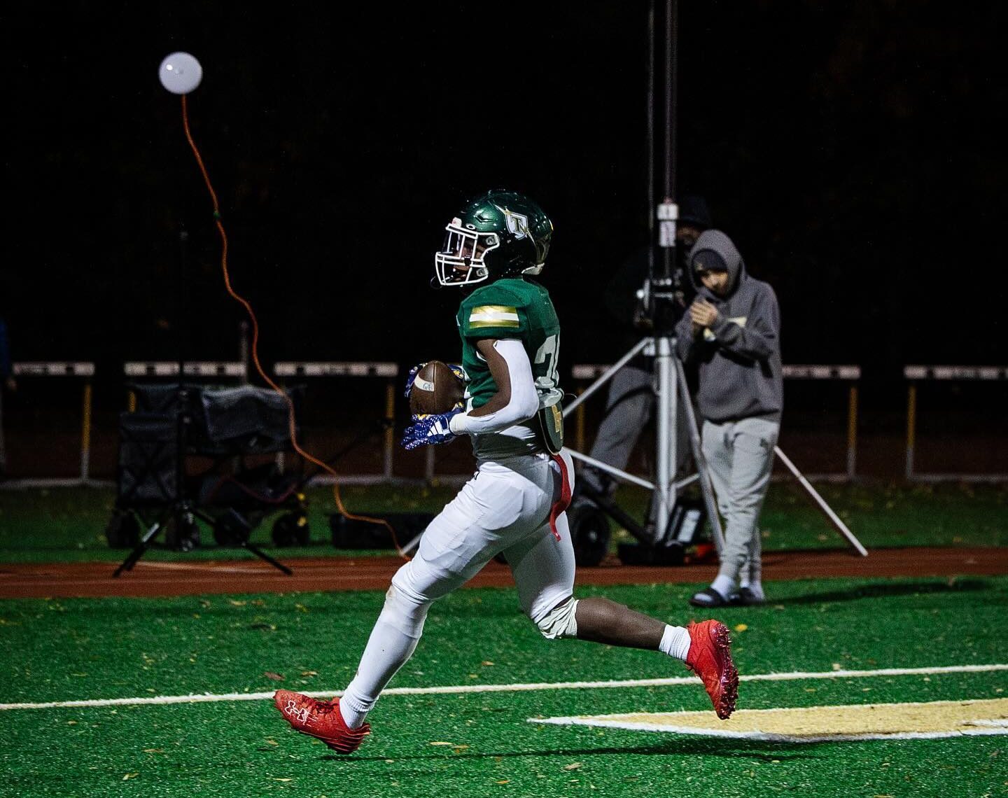Senior RB Ahmontae Pitts shines for Blessed Trinity Catholic (Ga.) in season-opening win