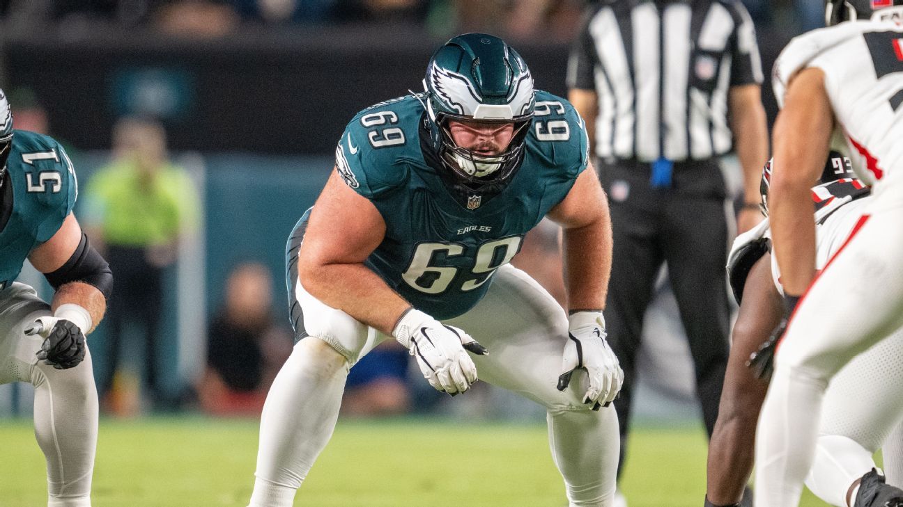 Source – Eagles’ Landon Dickerson to have procedure on meniscus