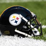 Steelers first-round pick Harmon carted off with sprained knee