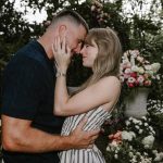Taylor Swift, Travis Kelce announce engagement