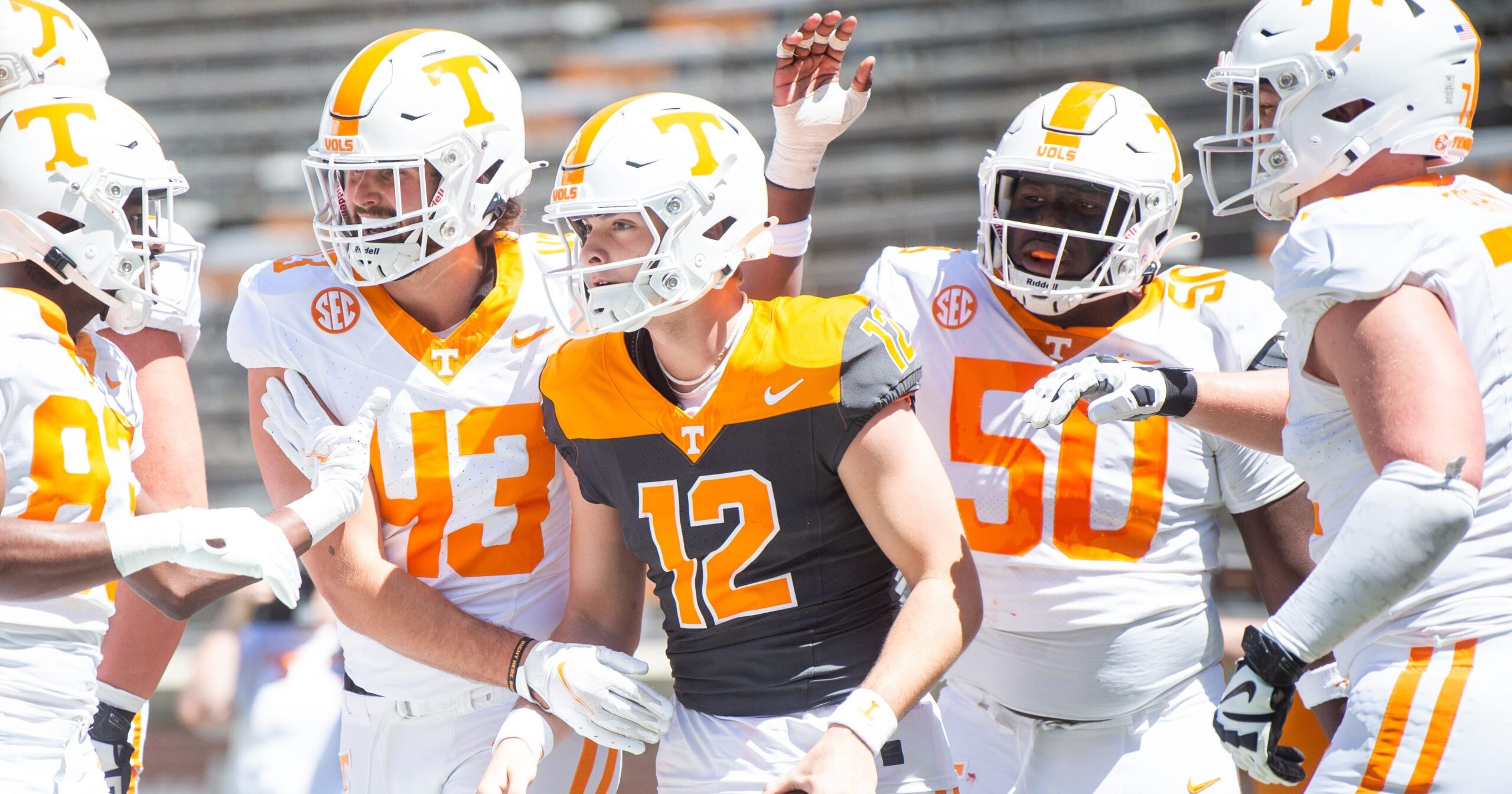 Tennessee starts game week without a backup quarterback and without a depth chart