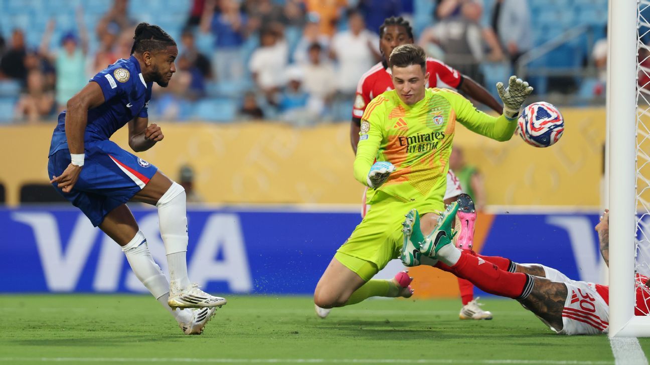 Transfer rumors, news: Spurs turn to Nkunku after Eze snub