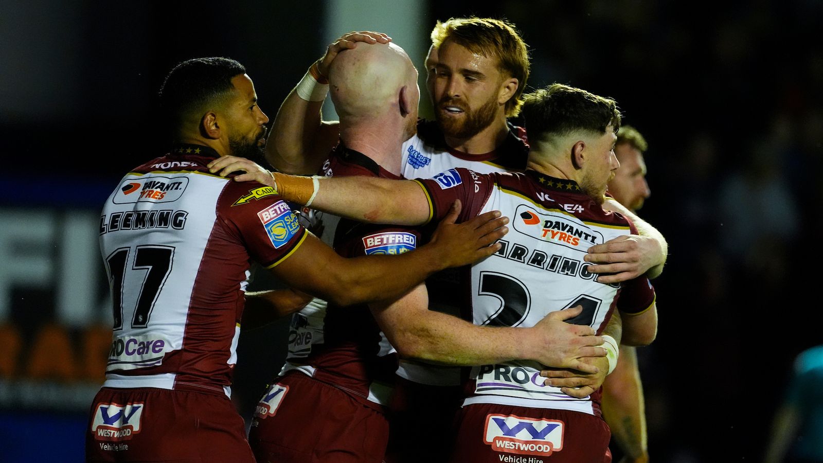 Warrington 18-24 Wigan: Zach Eckersley inspires Warriors to close in on Super League summit | Rugby League News