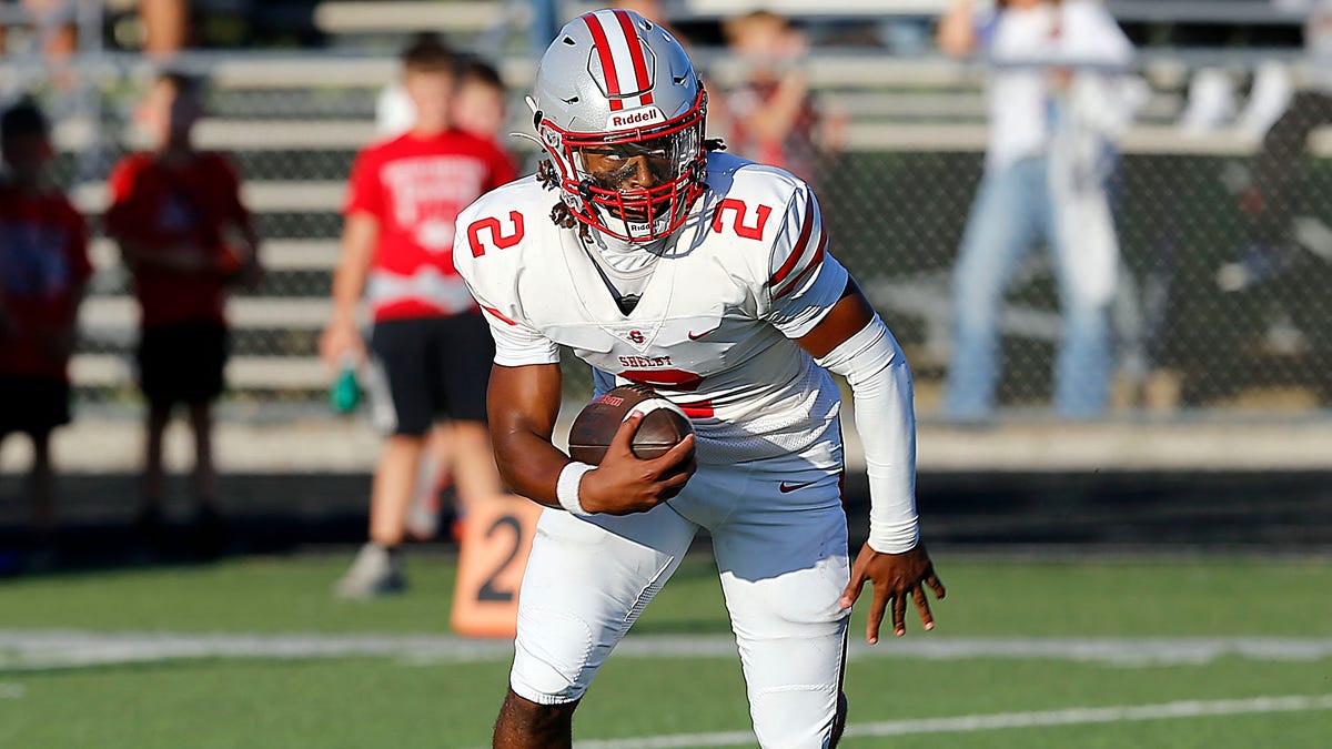 Whippets race past Rams, leave 2024 behind