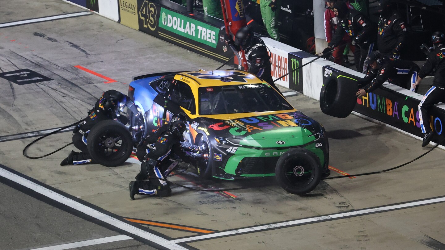 ‘Worst-case scenario’ puts Tyler Reddick’s playoff hopes in jeopardy