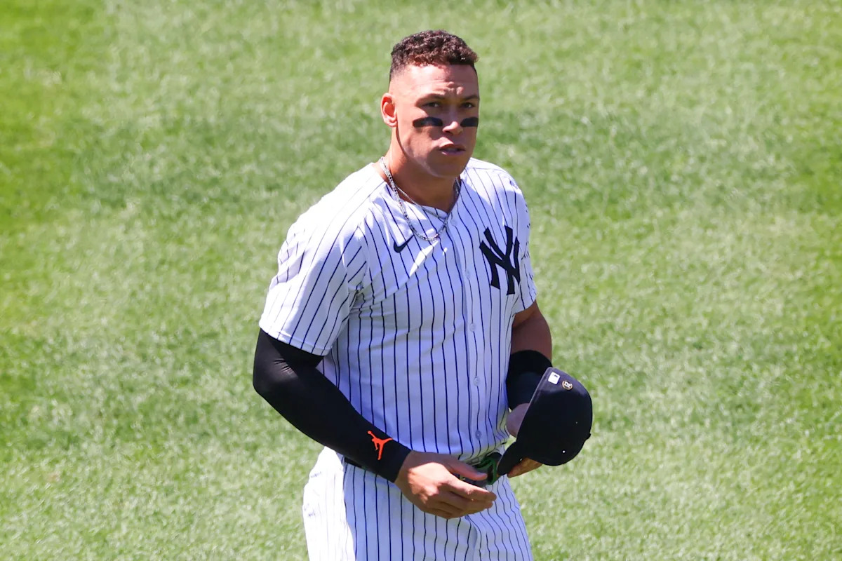 Yankees star Aaron Judge throws, still not ready to return to outfield amid arm injury