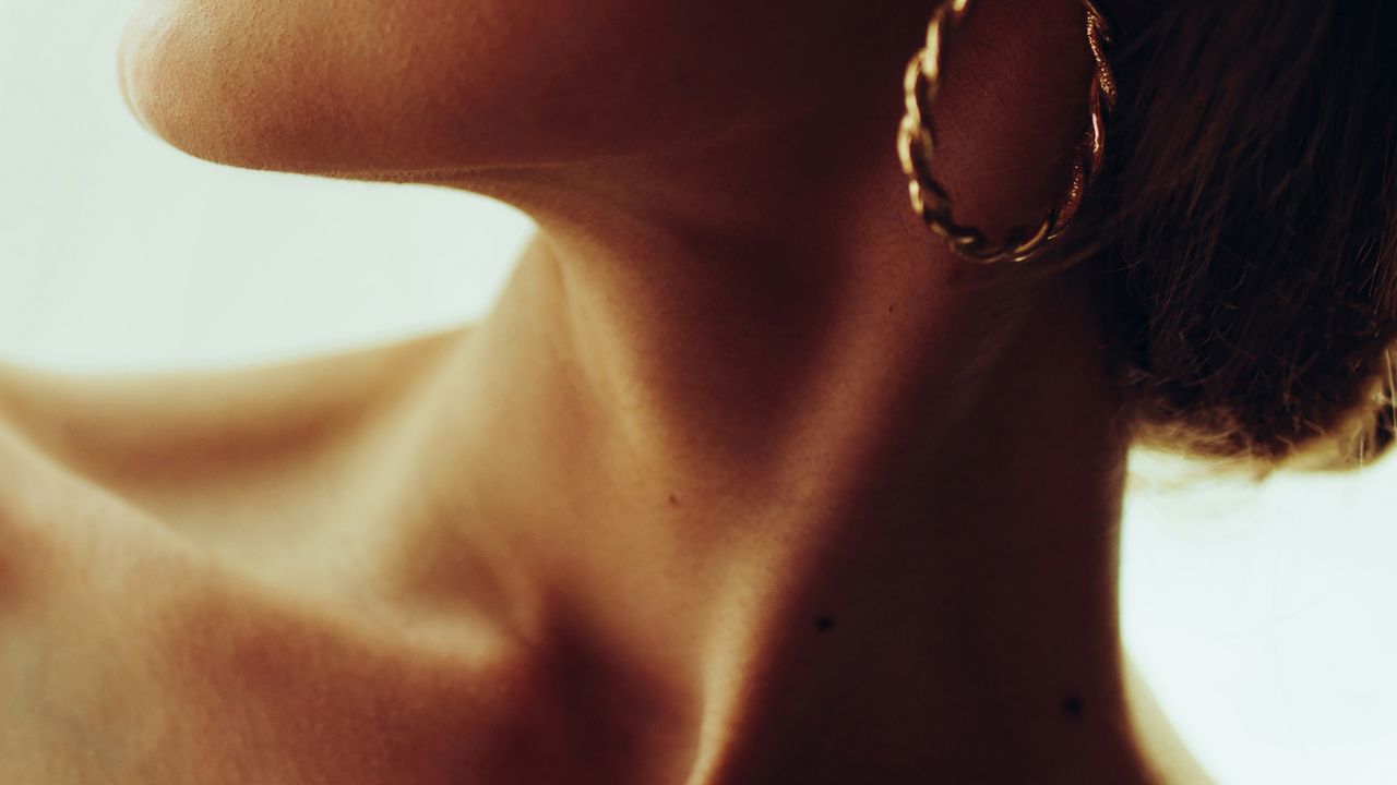 18 Best Neck Creams of 2025 for Hydrating & Smoothing Fine Lines