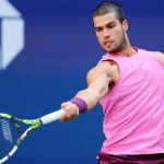 Alcaraz beats Djokovic in 3 sets to reach the US Open final