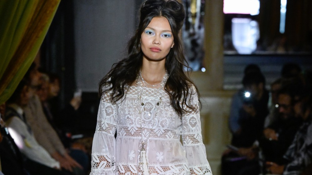 Anna Sui Spring 2026 Ready-to-Wear Runway, Fashion Show & Collection Review: Bohemian Bodior