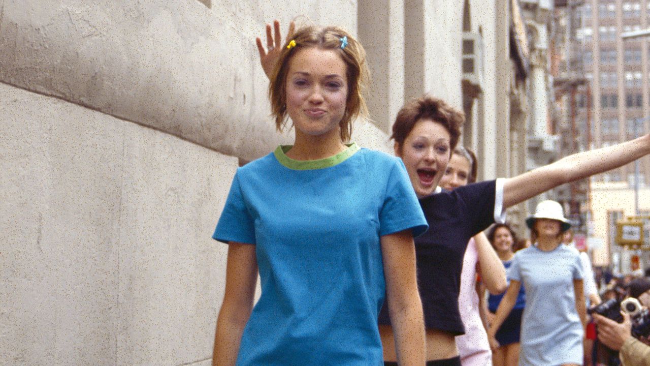 At X-Girl’s ’90s Fashion Show, Angela Hill Captured an Underground Scene—and an Unknown Chloë Sevigny