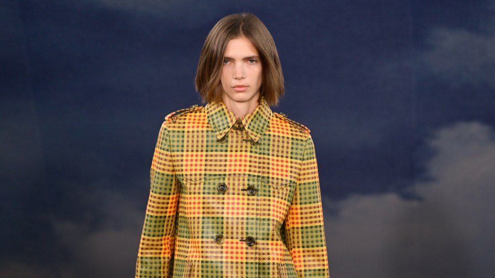Burberry Spring 2026 Ready to Wear Runway, Fashion Show & Collection Review