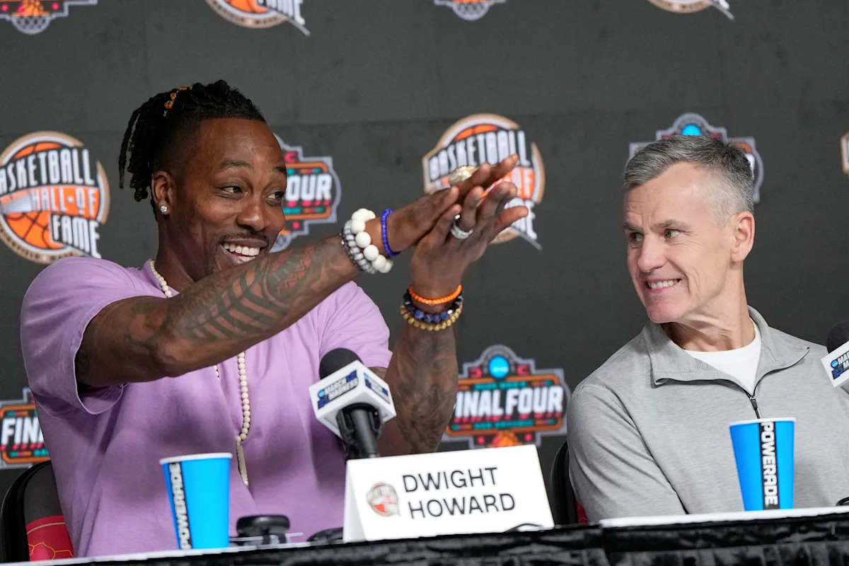 Carmelo Anthony, Dwight Howard, Sue Bird among stars inducted into Naismith Basketball Hall of Fame