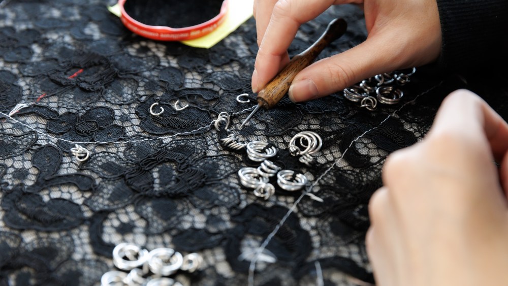 Chanel’s Le19M Tokyo Exhibition Bridges East-West Craftsmanship