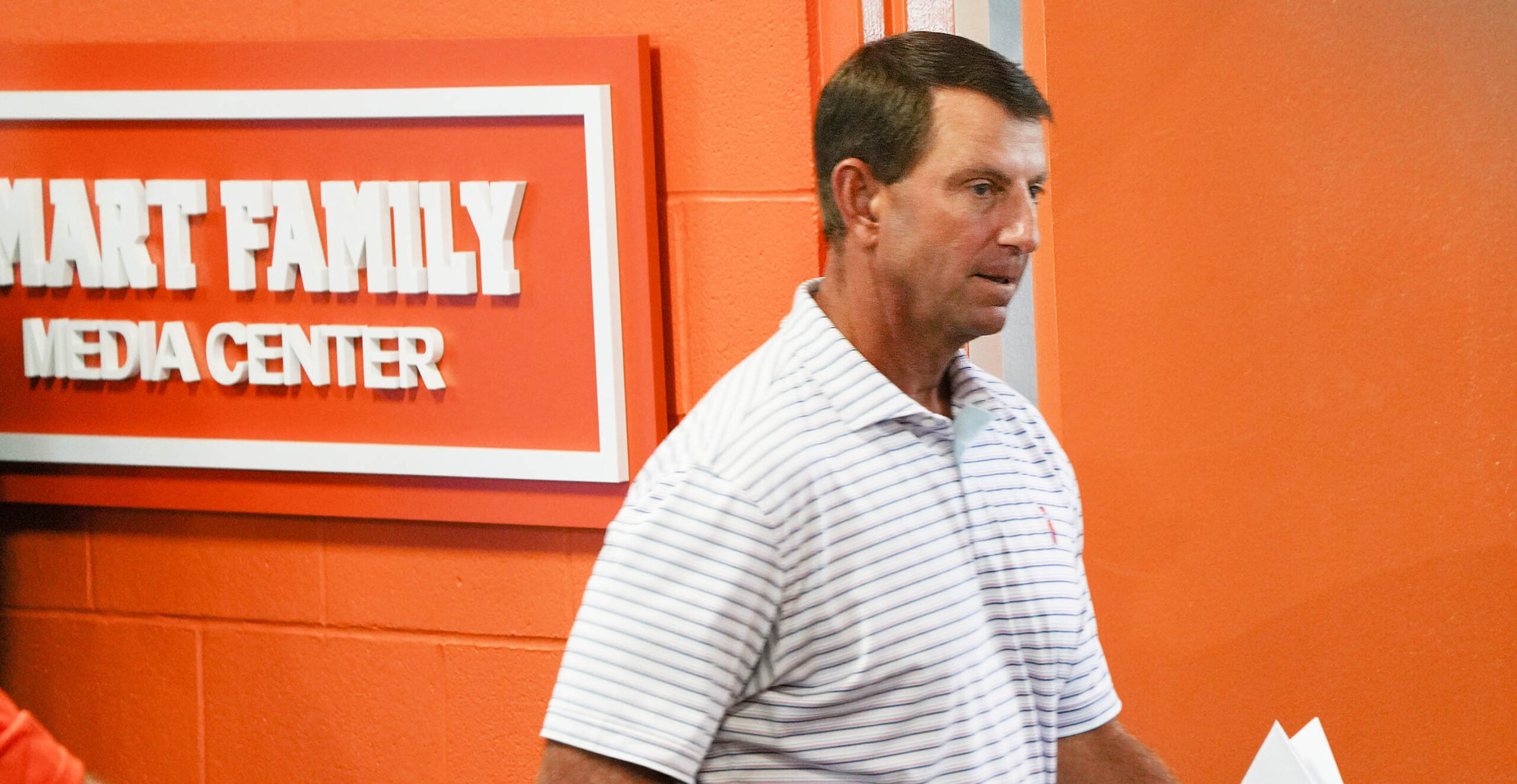Clemson lost battle to LSU but could still win recruiting war