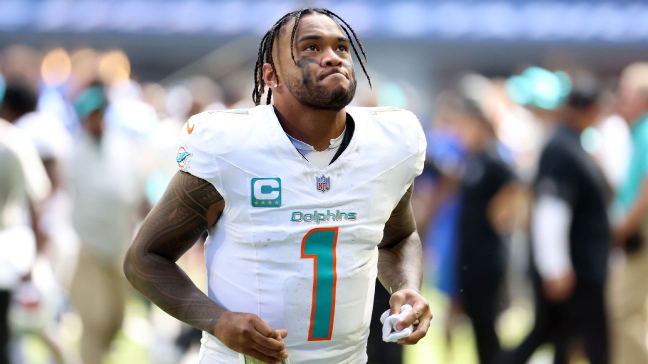 Dolphins held players-only meeting after blowout loss to Colts