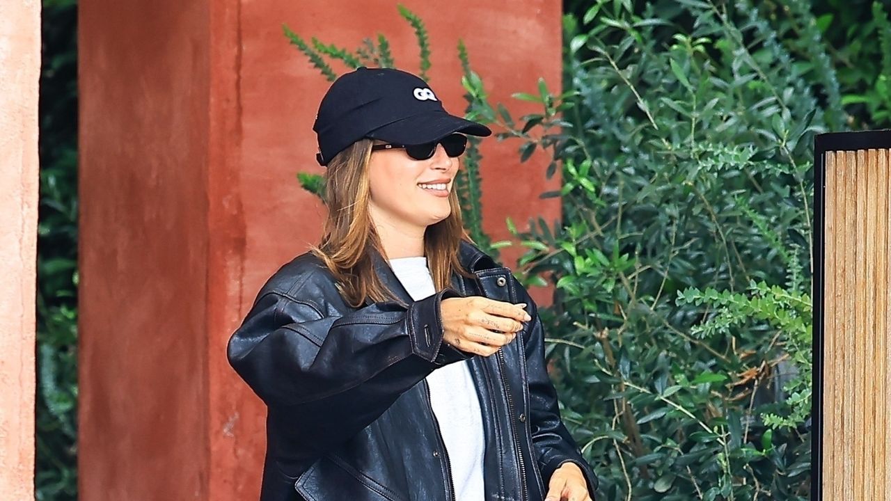 Hailey Bieber Ticks off Two Fall Trends With One Great Shoe