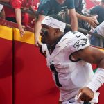 Hurts, Eagles get last word on Chiefs in Super Bowl rematch
