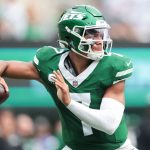 Jets' Justin Fields returns to practice, will start if cleared