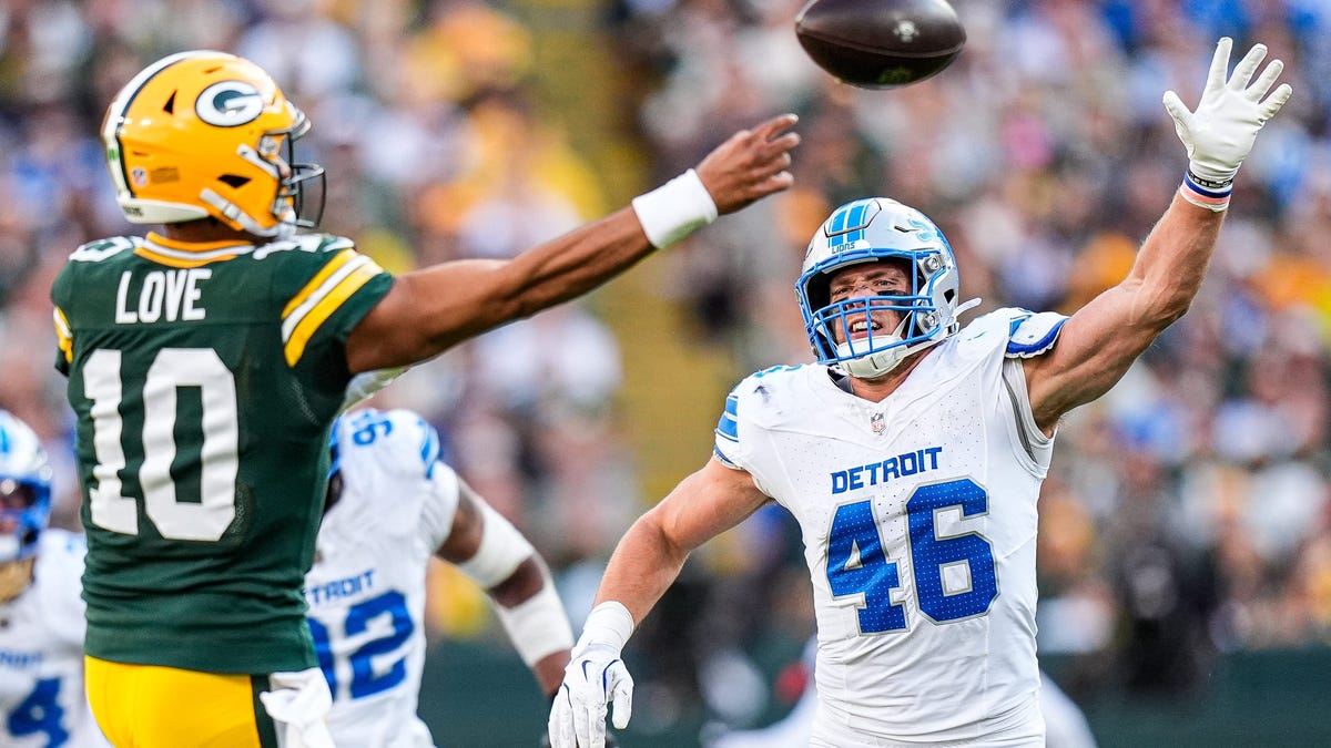 Kelvin Sheppard offers a great line about Lions LB Jack Campbell