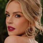 Lindsay Lohan’s Orange Lipstick Is A Bold, Unexpected Beauty Moment