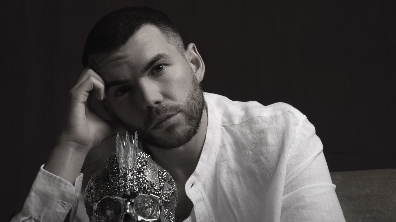 Luke Newton on the “Joy and Despair” of Embodying Lee Alexander McQueen Off-Broadway