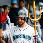 Mariners' Cal Raleigh ties record, sets another with 54th home run