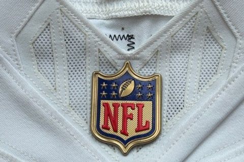 NFL MVP, players of year, to wear gold shield uniform patch