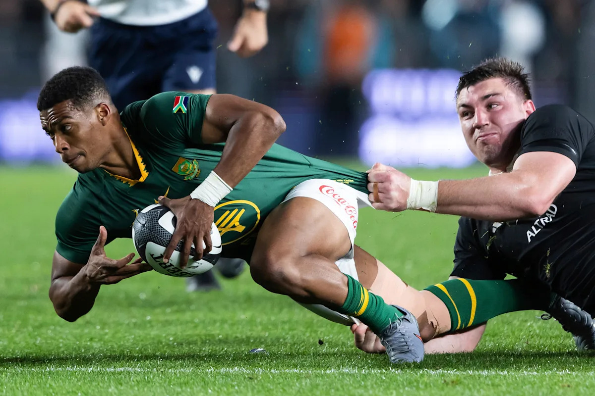 New Zealand beats South Africa 24-17 in Rugby Championship, extends its Eden Park streak