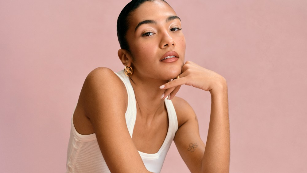 Olivia Dean on Joining Burberry Beauty, Stage Style, Sophomore Album