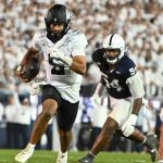 Oregon's Lanning touts Moore as best QB after beating Penn State