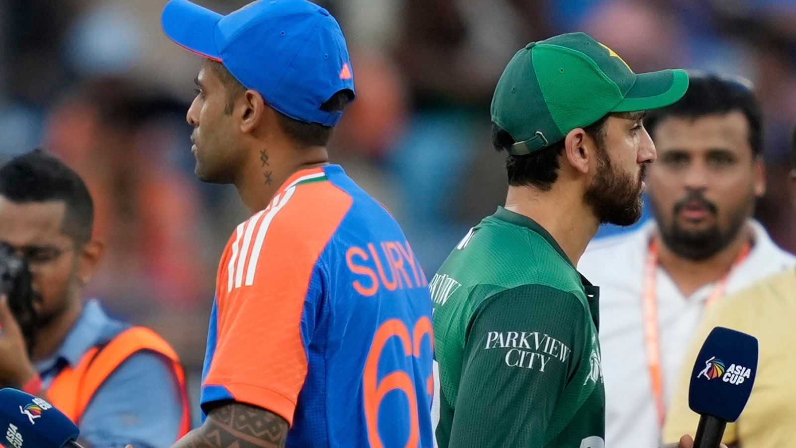 Pakistan vs India: Mike Hesson disappointed in handshake refusal at Asia Cup in first meeting since conflict | Cricket News