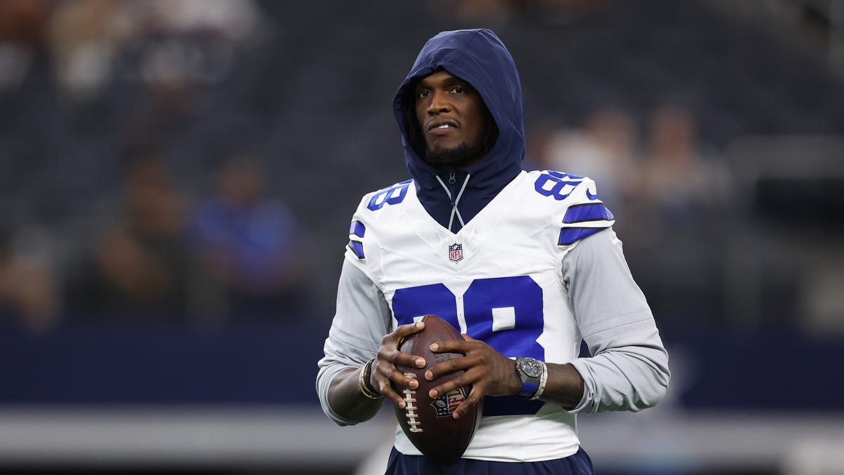 Prescott earns winner status, but his pass catchers struggled vs PHI