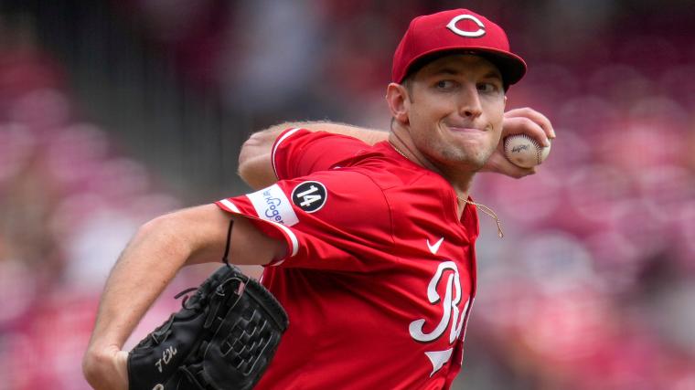 Reds' Nick Lodolo injury update can't overshadow clutch gem in NL Wild Card race